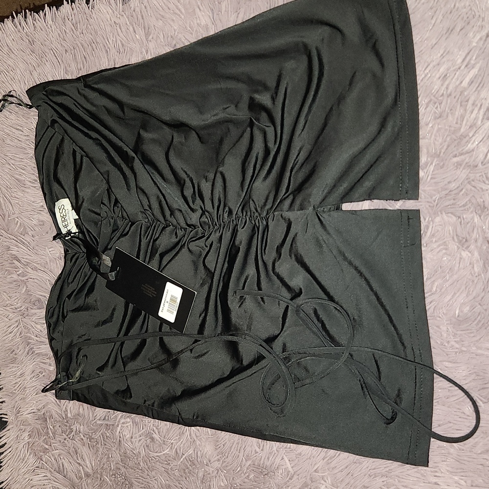 Heiress Beverly Hills Black gathered mini skirt M